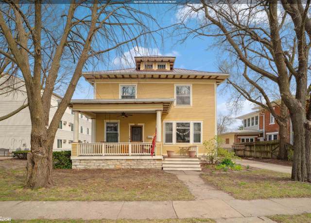 Property at 302 N Adams St, Mount Pleasant, IA 52641, 4 beds, 2.5 baths