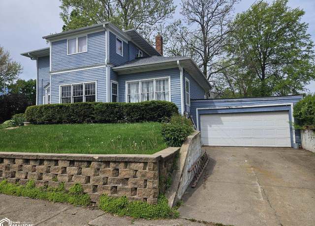 Property at 1005 N Court St, Ottumwa, IA 52501, 5 beds, 2 baths