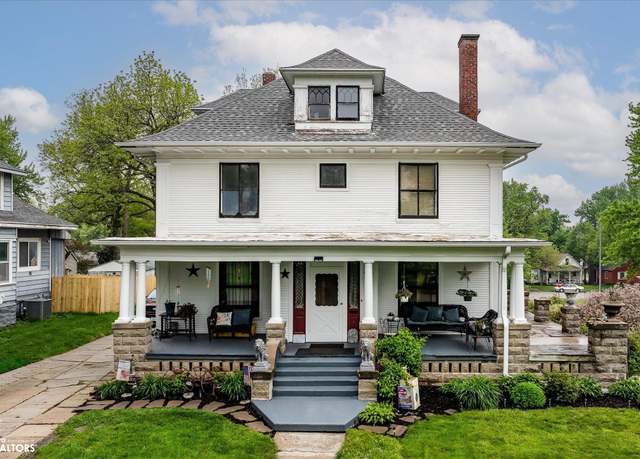 Property at 1004 Baldwin St, Harlan, IA 51537, 4 beds, 1.5 baths