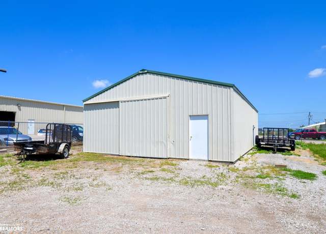 Property at 524 N Front St, Montezuma, IA 50171