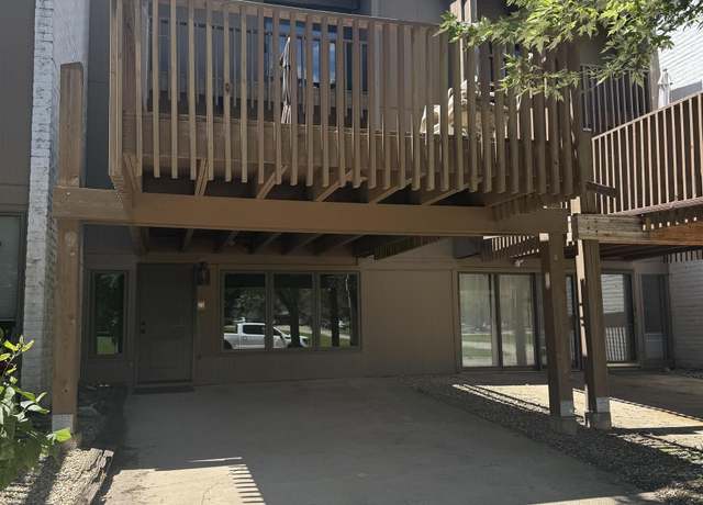 Property at 2700 N Shore Dr Unit L34, Clear Lake, IA 50428, 3 beds, 4 baths