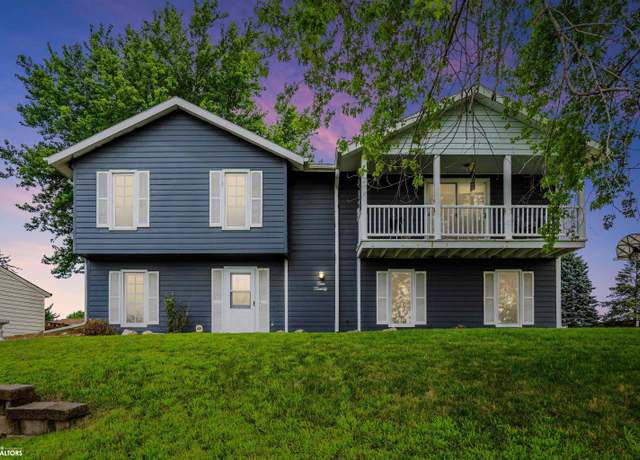 Property at 220 E Southridge Rd, Marshalltown, IA 50158, 3 beds, 1.5 baths