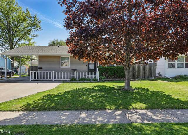 Property at 201 N 12th Ave, Marshalltown, IA 50158, 3 beds, 1.5 baths