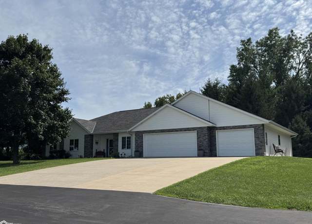 Property at 25126 Highway 30 E, Carroll, IA 51401, 3 beds, 3 baths