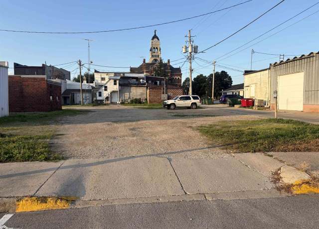 Property at 1/2 2nd Ave NW, Hampton, IA 50441