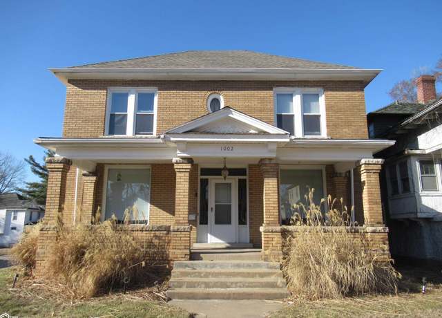 Property at 1002 Orleans Ave, Keokuk, IA 52632, 3 beds, 2.5 baths