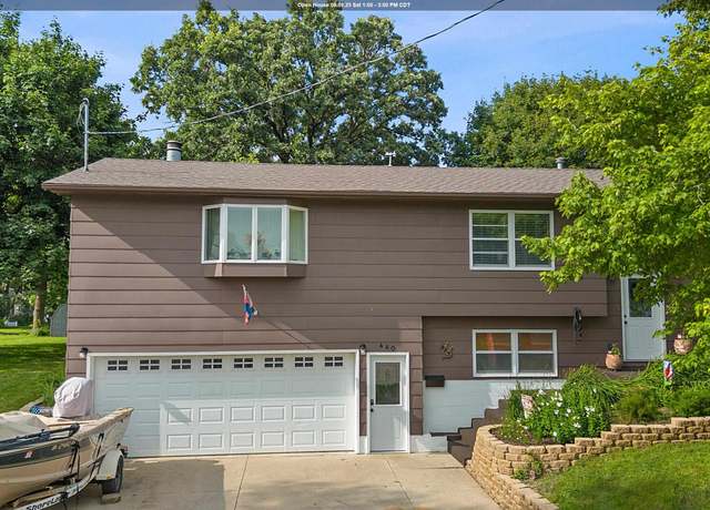 Property at 440 W 9th St, Garner, IA 50438, 4 beds, 2 baths