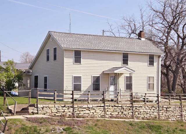 Property at 3547 175th St, Wever, IA 52658, 4 beds, 1 bath
