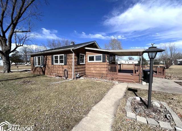 Property at 732 S Ward St, Ottumwa, IA 52501, 2 beds, 1 bath