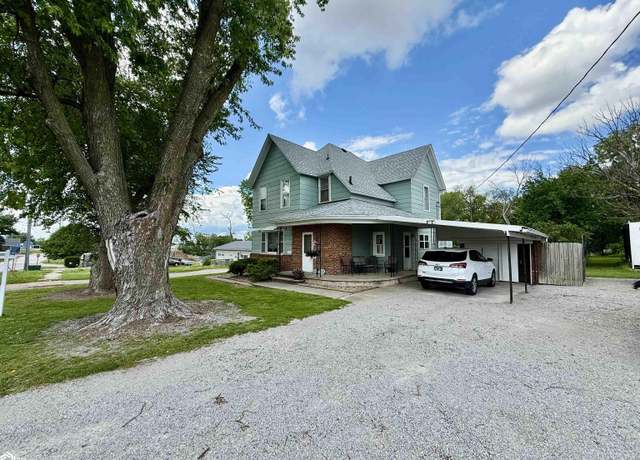 Property at 311 W Franklin St, Centerville, IA 52544, 4 beds, 2 baths