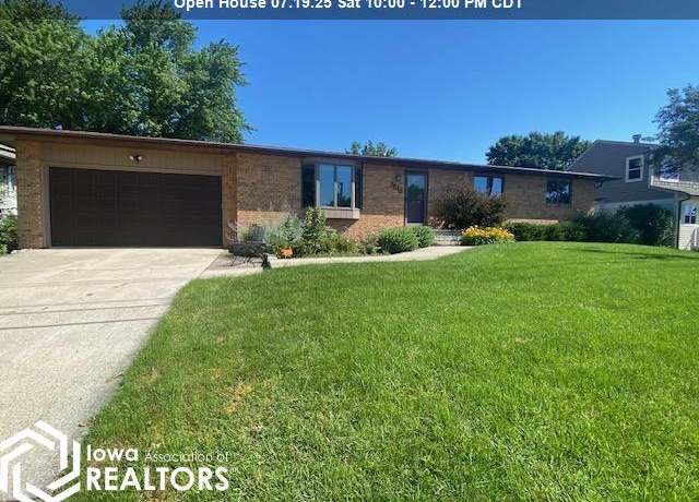Property at 3512 North Shore Dr, Clear Lake, IA 50428, 5 beds, 4 baths