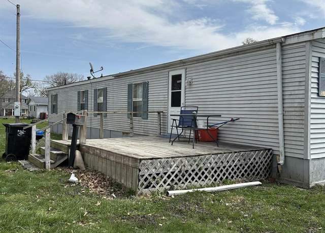 Property at 516 S Ward St, Ottumwa, IA 52501, 3 beds, 1 bath