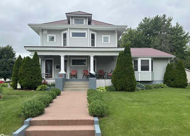 Property at 703 N 8th St, Chariton, IA 50049, 3 beds, 3 baths