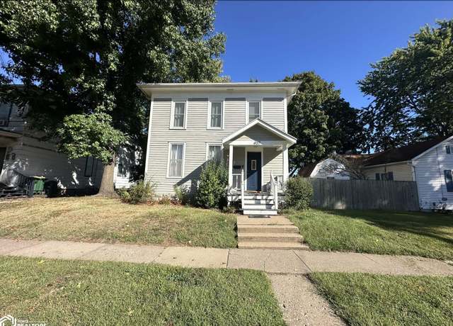 Property at 407 W Hempstead Ave, Fairfield, IA 52556, 3 beds, 1.5 baths