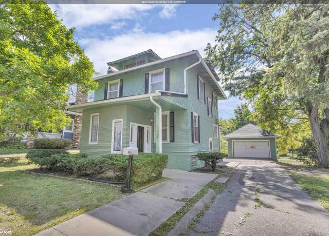 Property at 506 E Washington St, Mount Pleasant, IA 52641, 3 beds, 1.5 baths