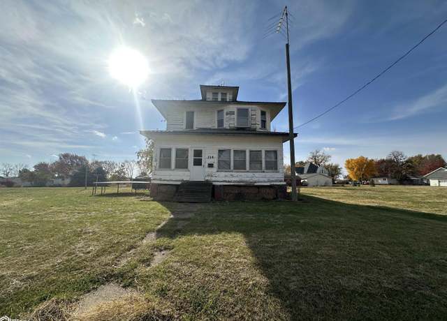 Property at 114 E Lee St, Seymour, IA 52590, 3 beds, 1 bath