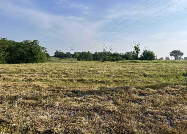 Property at LOT 11 Pin Oaks Ln, Mount Pleasant, IA 52641