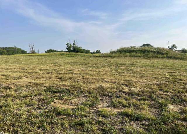 Property at LOT 12 Pin Oaks Ln, Mount Pleasant, IA 52641