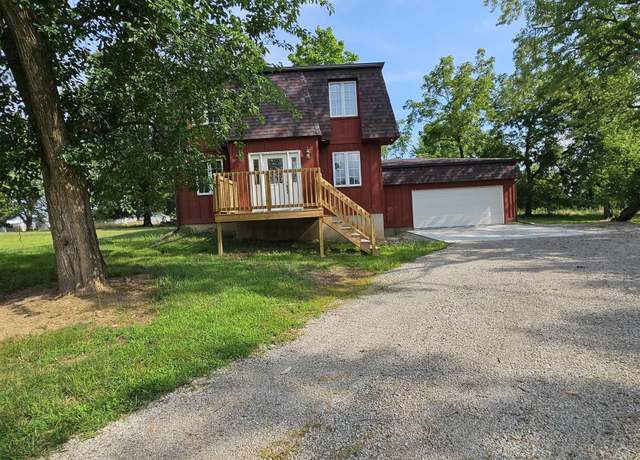 Property at 1212 Hutchinson Ave, Ottumwa, IA 52501, 5 beds, 3.5 baths