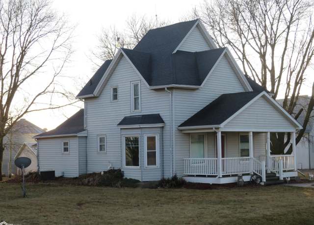 Property at 1679 95th St, Hampton, IA 50441, 4 beds, 2 baths