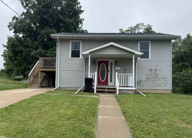 Property at 212 Albany St, Ottumwa, IA 52501, 3 beds, 1.5 baths