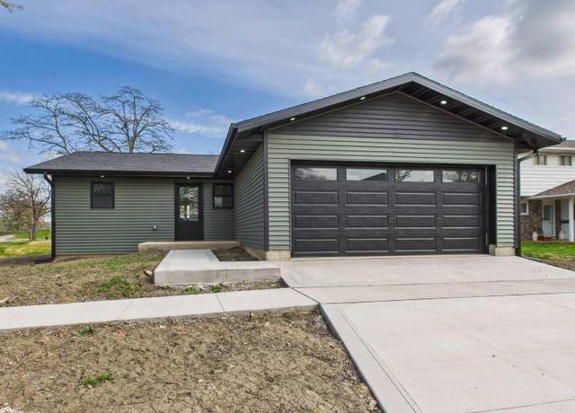 Property at 209 Washington Ave W, Albia, IA 52531, 3 beds, 2 baths