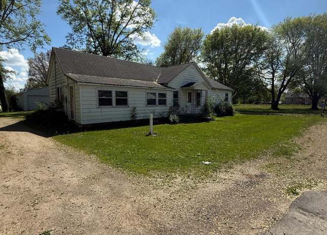 Property at 31522 285th St, Gifford, IA 50259, 4 beds, 1 bath