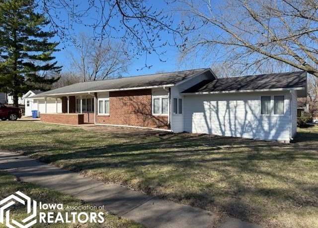 Property at 121 N Lowe St, Algona, IA 50511, 3 beds, 2 baths