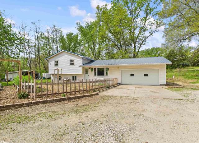 Property at 1087 Johnson Street Rd, Keokuk, IA 52632, 4 beds, 2 baths