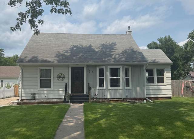 Property at 509 6th Ave N, Humboldt, IA 50548, 3 beds, 2.5 baths