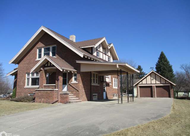 Property at 702 S Main St, Dysart, IA 52224, 3 beds, 2 baths