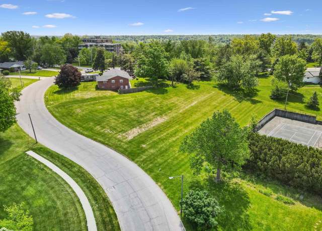 Property at 513 Brentwood Rd, Marshalltown, IA 50158