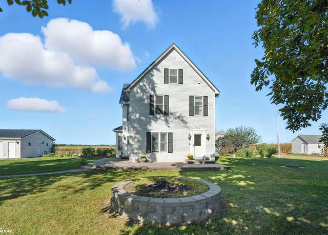 Property at 2667 Lexington Ave, Mount Pleasant, IA 52641, 4 beds, 2 baths