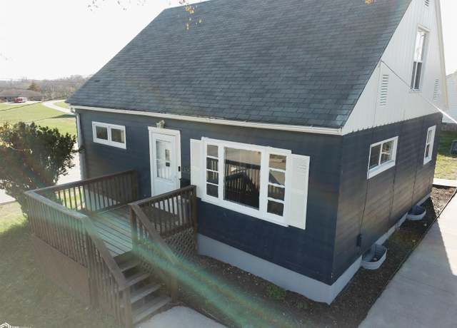 Property at 1305 Brentwood Dr, Ottumwa, IA 52501, 4 beds, 1.5 baths