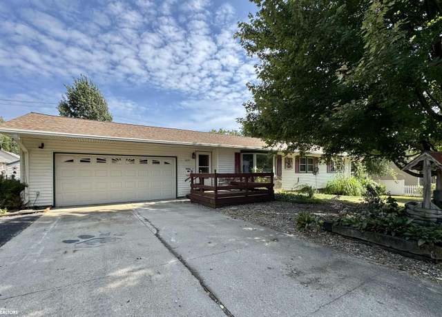 Property at 605 S Pine St, Creston, IA 50801, 3 beds, 2 baths