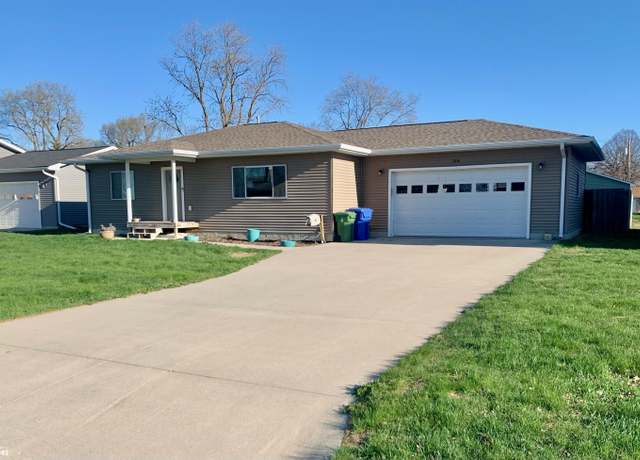 Property at 206 E Wilcox Way, Jefferson, IA 50129, 5 beds, 2 baths