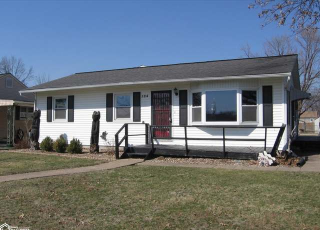 Property at 328 Boulevard Rd, Keokuk, IA 52632, 4 beds, 2 baths