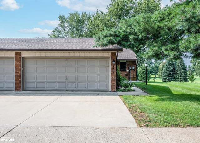 Property at 1407 Country Club Dr, Harlan, IA 51537, 2 beds, 2 baths