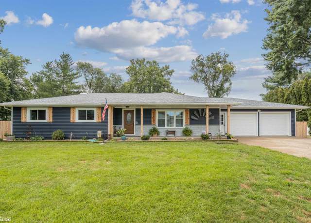 Property at 11875 42nd St, Burlington, IA 52601, 3 beds, 2.5 baths