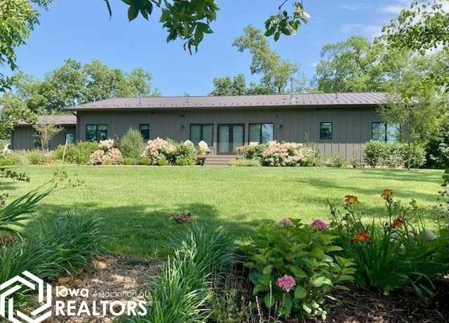 Property at 1875 Franklin Ave, Mt Pleasant, IA 52641, 2 beds, 2 baths