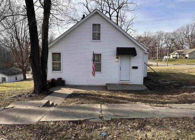 Property at 1429 Gnahn St, Burlington, IA 52601, 2 beds, 1 bath