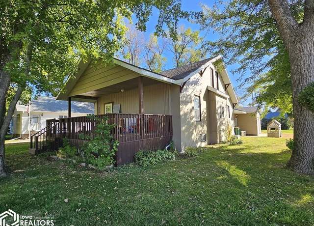 Property at 338 Way Ave, Woden, IA 50484, 3 beds, 2 baths