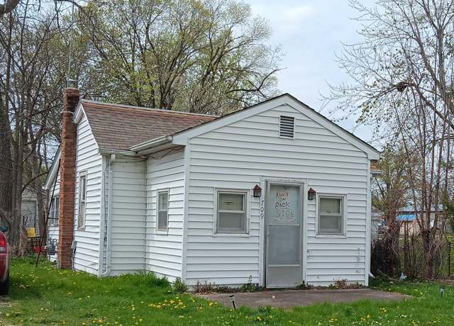 Property at 709 Morris St, Ottumwa, IA 52501, 1 bed, 1 bath