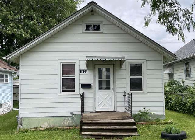 Property at 1506 10th St S, Burlington, IA 52601, 2 beds, 1 bath