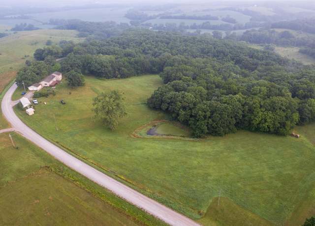 Property at 6001 145th Trl, Albia, IA 52531, 5 beds, 3 baths
