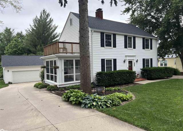 Property at 1010 E Valley St, Red Oak, IA 51566, 4 beds, 2.5 baths