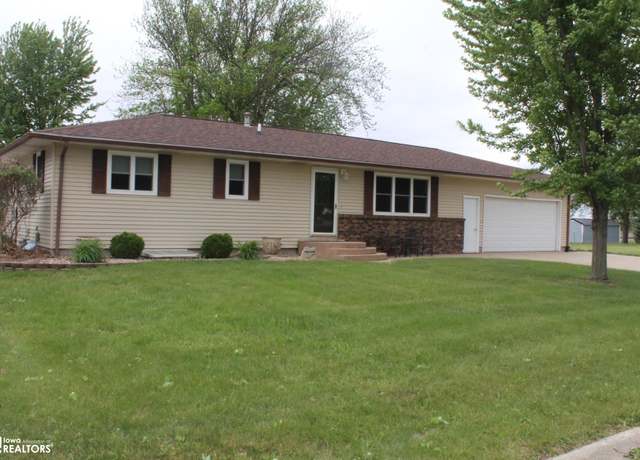 Property at 360 Country Club Dr, Garner, IA 50438, 4 beds, 3 baths