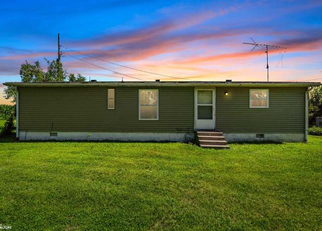 Property at 2928 Graham Ave, Mount Pleasant, IA 52641, 3 beds, 2 baths