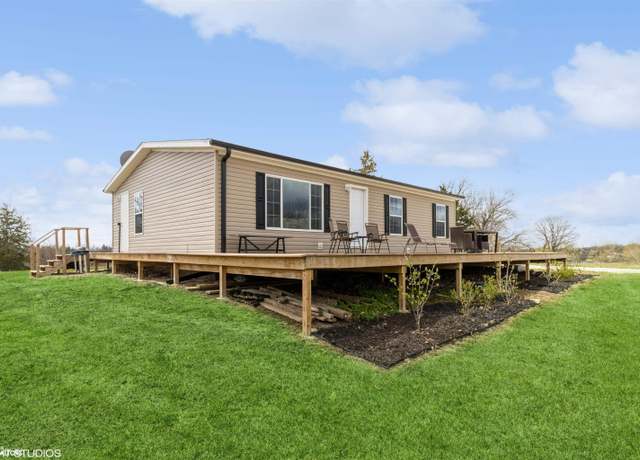 Property at 1232 Frontier Rd, Ellston, IA 50074, 3 beds, 2 baths