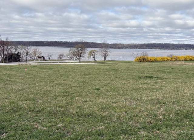 Property at 13 Riverview Ter, Nauvoo, IL 62354